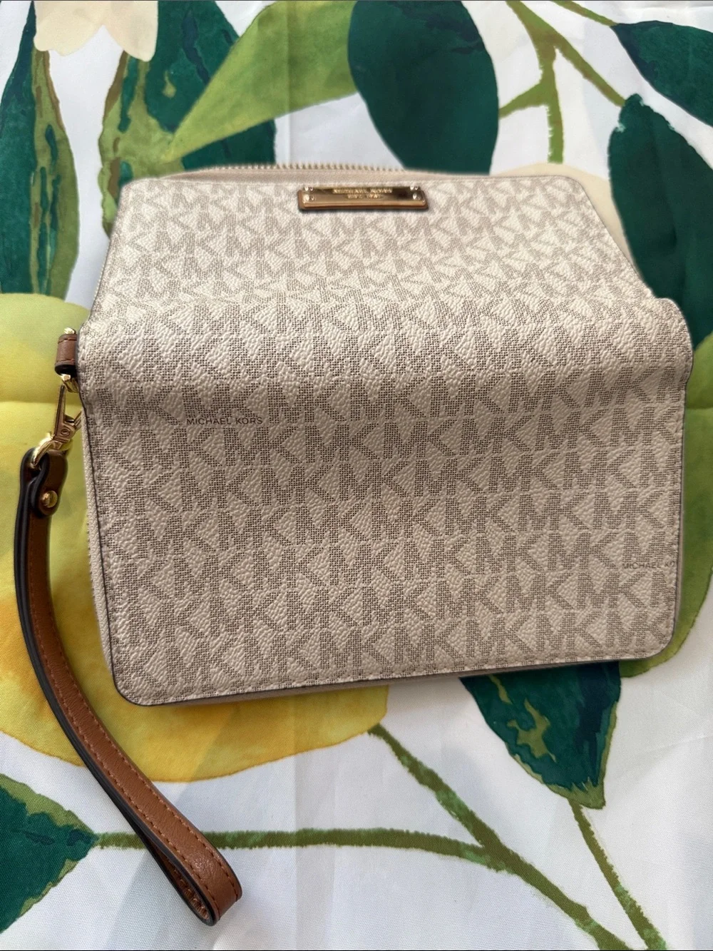 Michael Kors Beige Signature Zip Wristlet with Gold Hardware